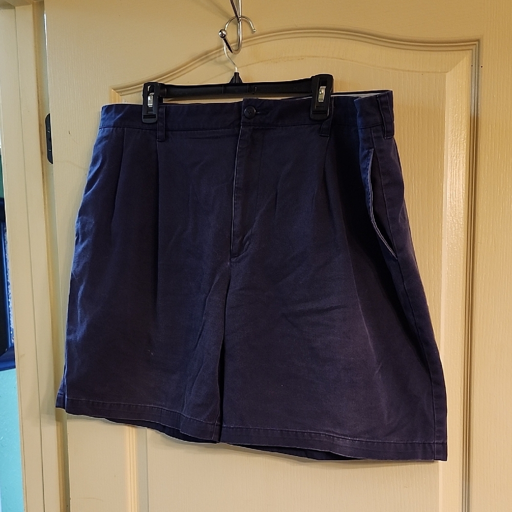 IZOD NAVY BLUE SHORTS